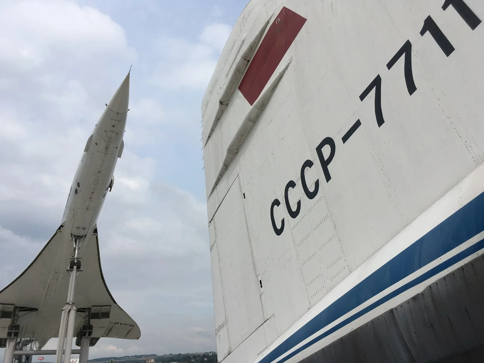 Concorde & Tu-144 russe