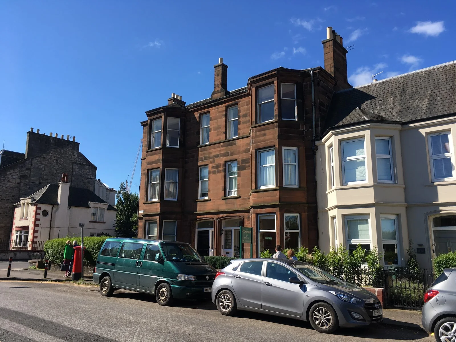 www.conifersguesthouse.com