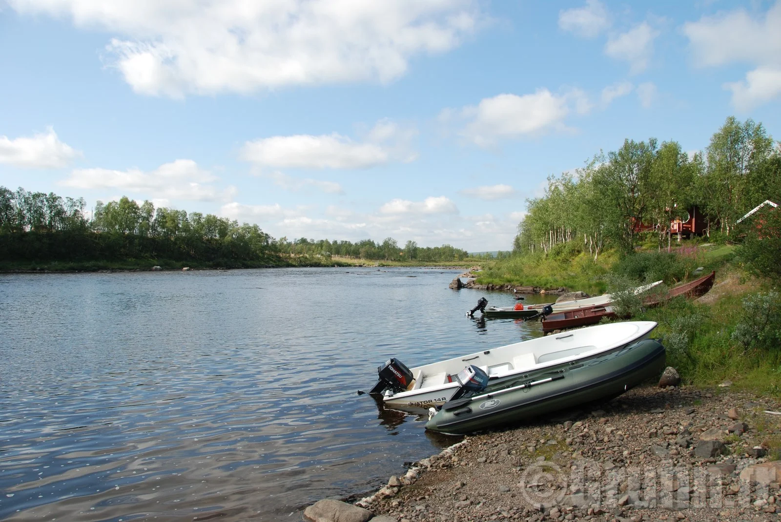 Finland et Suede sur l'autre berge